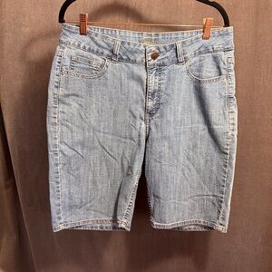 Riders by Lee Women's size 14 Blue Jean denim Shorts crystal details on pockets
